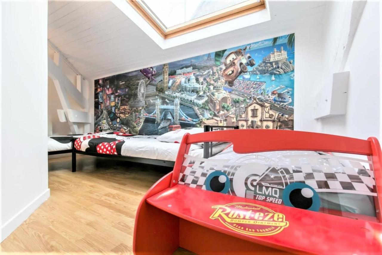 Mickey'S Gateway N4 Pour 6 Votre Refuge Familial Apartman Montévrain Kültér fotó